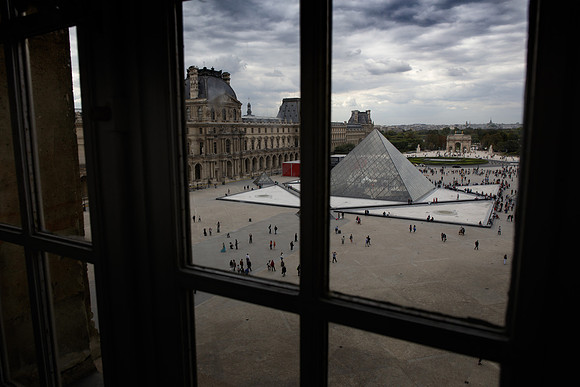 Le Louvre by Dean Chiang, Xyclopx