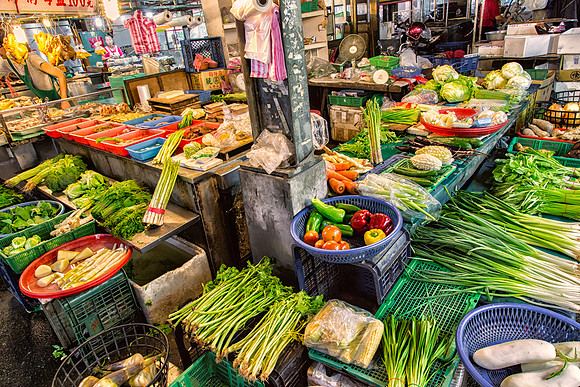 Vegetable Market, by Dean Chiang, Xyclopx