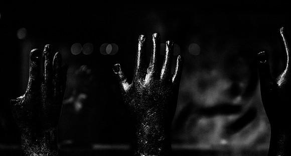 Hands by Dean Chiang, Xyclopx